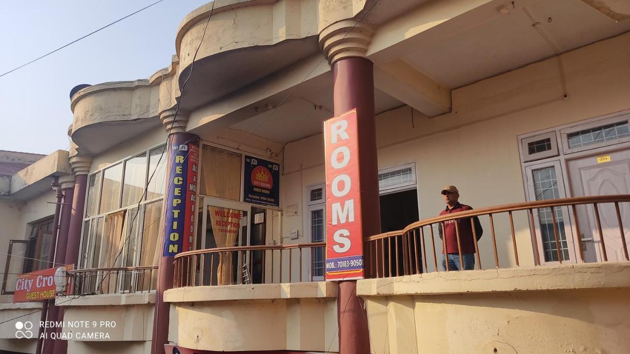 City Crown Guest House Sundarnagar Bagian luar foto